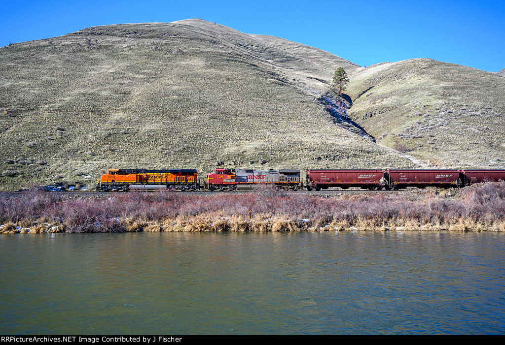 BNSF 6963